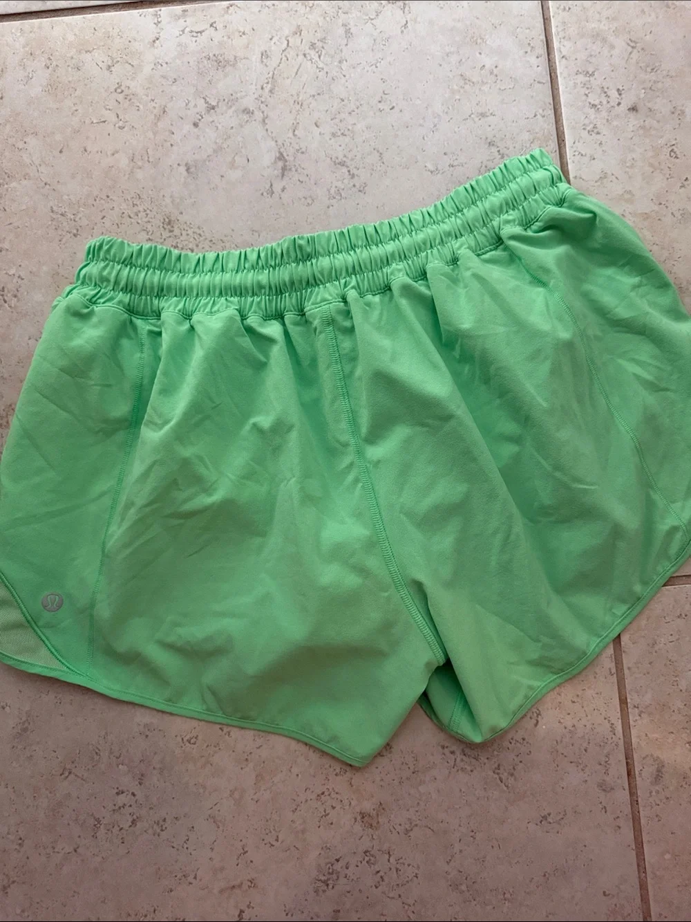 Lululemon Hotty Hot Low-Rise Lined 4" Running - Picture 3 of 3